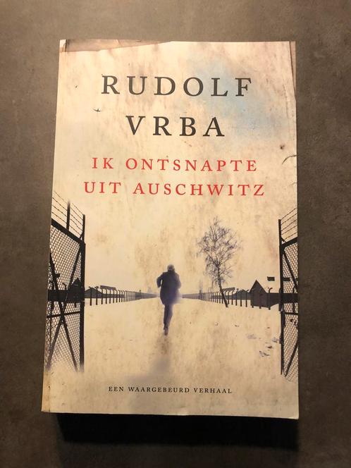 Boek ik ontsnapte uit Auschwitz - 404 blz, Boeken, Oorlog en Militair, Zo goed als nieuw, Tweede Wereldoorlog, Ophalen of Verzenden