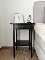 2x zwart HEMNES nachttafeltje, Ophalen, Gebruikt, 55 tot 70 cm, 45 tot 65 cm