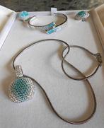 zeer mooie sieradenset uniek bij ons, Handtassen en Accessoires, Kettingen, Ophalen of Verzenden, Nieuw, Blauw, Zilver