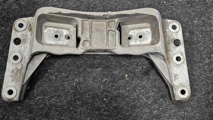 Versnellingsbak steun baksteun aut BMW 5 / 6  serie E60 E61, Auto-onderdelen, Transmissie en Toebehoren, BMW, Gebruikt, Herkomst onderdeel bekend
