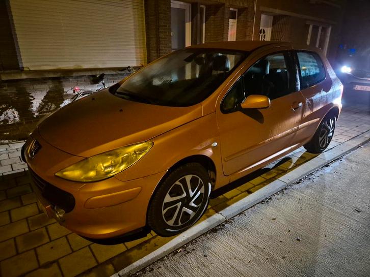 Peugoet 307. 138.000km - 2.0 Benzine GPS , Lederen Interieur, Auto's, Peugeot, Bedrijf, Te koop, Bluetooth, Navigatiesysteem, Benzine