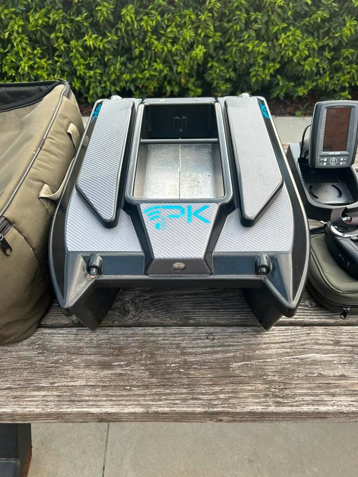 PK voerboot te koop, Watersport en Boten, Hengelsport | Karpervissen, Gebruikt, Ophalen