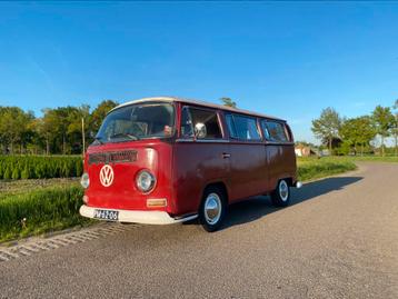 VW T2A Deluxe 1970, Rouge, Noir, 5 places, Particulier