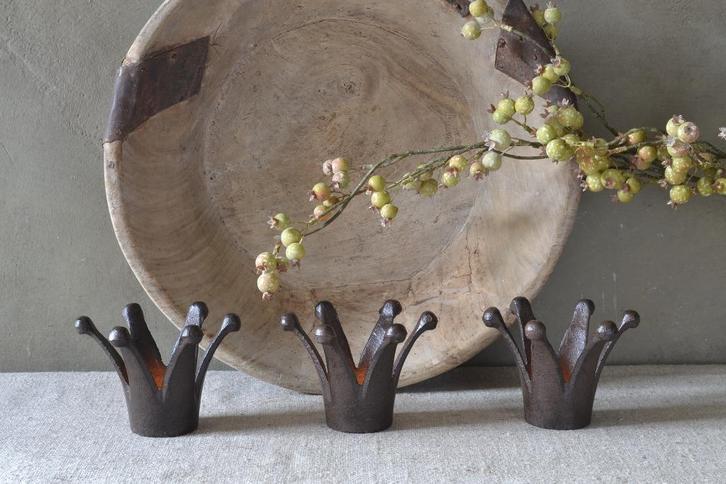 Gietijzeren theelichthouders waxinelichthouders kroontje, Huis en Inrichting, Woonaccessoires | Kandelaars en Kaarsen, Nieuw, Kandelaar