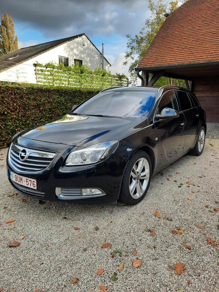 Opel Insignia 2.0 D Sports Tourer automaat, Auto's, Opel, Particulier, Insignia, ABS, Adaptieve lichten, Airbags, Airconditioning