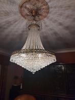 Kristallen kroonluchter met goudkleurig accent, Huis en Inrichting, Lampen | Kroonluchters, Ophalen