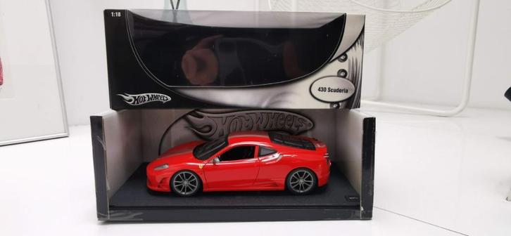 Ferrari F 430 Scuderia 1:18 Hot Wheels inclusief doos # P988, Hobby en Vrije tijd, Modelauto's | 1:18, Gebruikt, Auto, Hot Wheels
