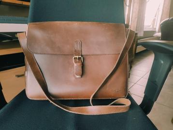 Leder Laptoptas beschikbaar voor biedingen