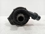 WATERPOMP EXTRA BMW X5 (F15) (01-2013/07-2018) (0392024057), Auto-onderdelen, Gebruikt, BMW