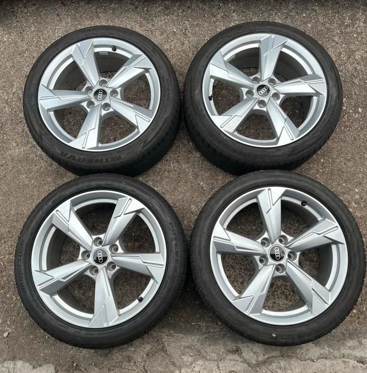Audi A4 A5 18 inch Rotor Velgen met Zomerbanden, Auto-onderdelen, Banden en Velgen, Banden en Velgen, Zomerbanden, 18 inch, 245 mm
