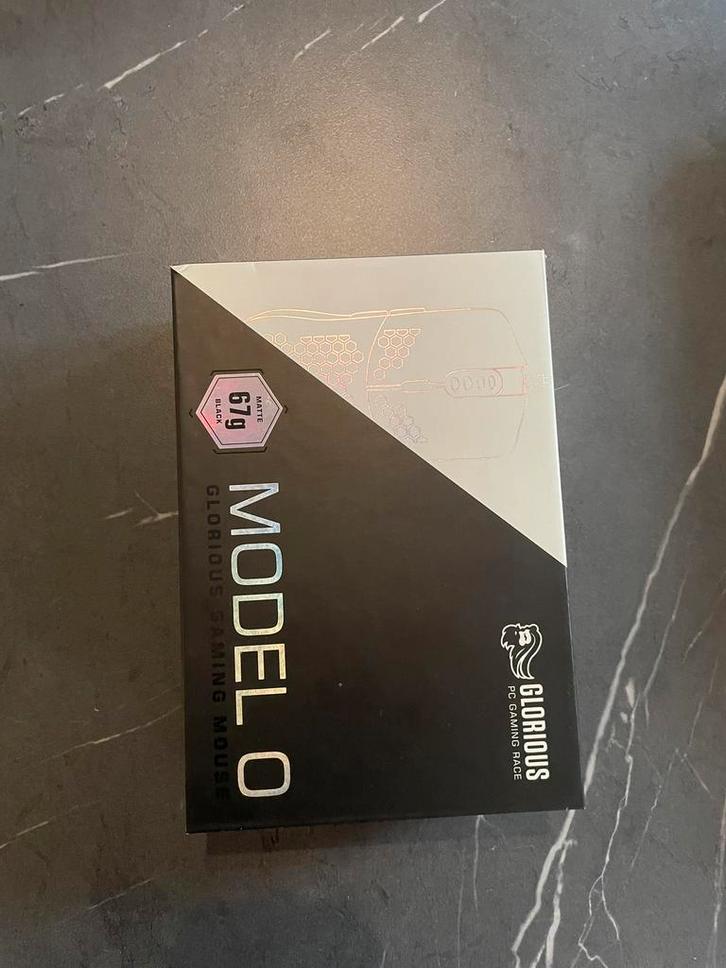 Glorious Gaming Model O, Computers en Software, Muizen, Rechtshandig, Ophalen