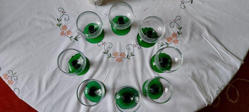 Set van 8 Roemer wijnglazen met groene voet, Antiek en Kunst, Antiek | Glaswerk en Kristal, Ophalen of Verzenden