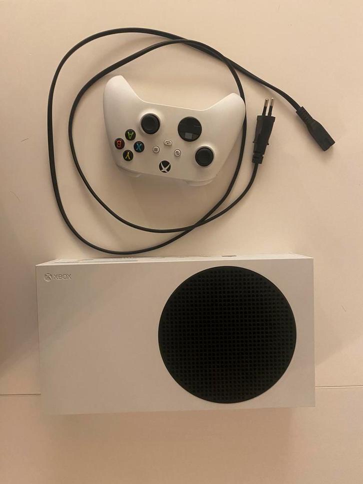 Xbox series S met contoller en oplaadkabel, wit, Games en Spelcomputers, Spelcomputers | Xbox Series X en S, Zo goed als nieuw