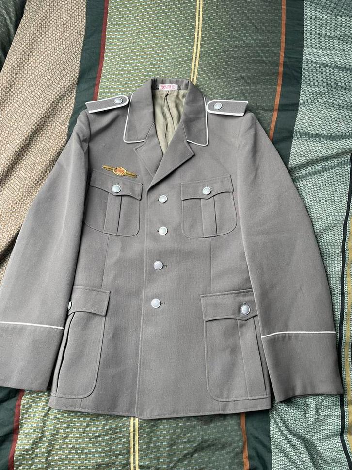 NVA tuniek met clasp, Verzamelen, Militaria | Algemeen, Landmacht, Kleding of Schoenen, Verzenden