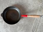 braadpan Cousances gietijzer rood, Huis en Inrichting, Keuken | Potten en Pannen, Ophalen, Gebruikt, Gietijzer, Koekenpan of Braadpan