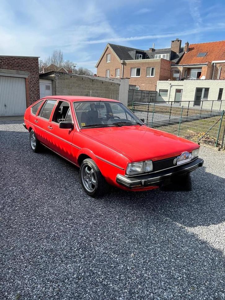 Volkswagen Passat B2, Auto's, Oldtimers, Particulier, Volkswagen, Benzine, Overige carrosserie, 5 deurs, Handgeschakeld, Rood