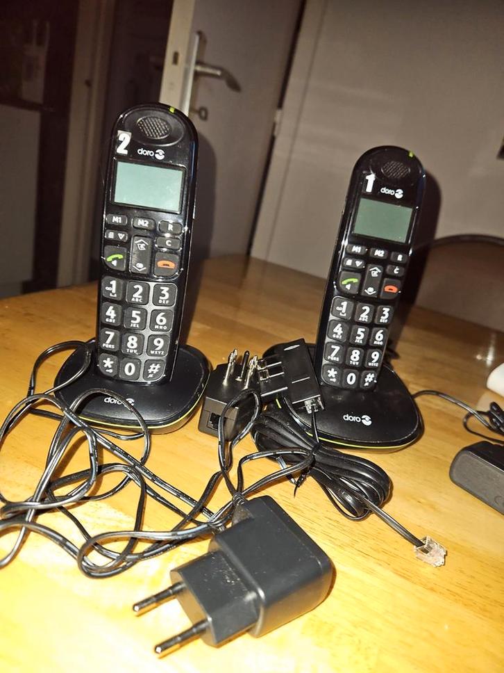 Doro PhoneEasy 100w duo, Telecommunicatie, Vaste telefoons | Handsets en Draadloos, Zo goed als nieuw, 2 handsets, Ophalen of Verzenden