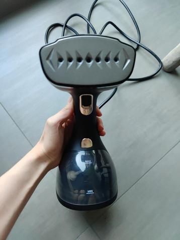 Auronic garment steamer beschikbaar voor biedingen