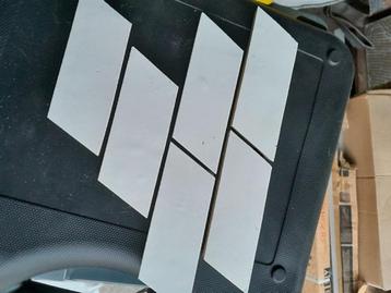 200 stuks zelliges 5x12,5cm beschikbaar voor biedingen