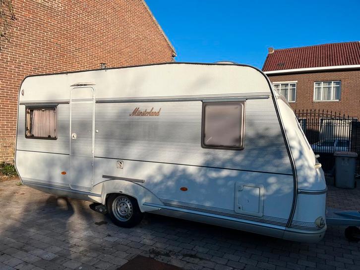 Caravan LMC, Caravans en Kamperen, Caravans, Particulier, tot en met 4, 1000 - 1250 kg, Rondzit, LMC en Münsterland, Frans bed