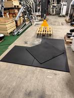 Splinternieuwe rubber tegels fitness / paardenstal, Enlèvement, Comme neuf