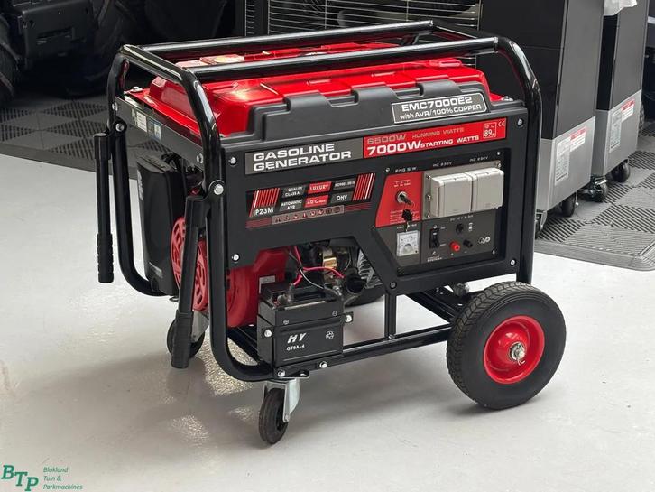 GENERATOR Noodstroom aggregaat elektrisch gestart demo, Zakelijke goederen, Machines en Bouw | Aggregaten