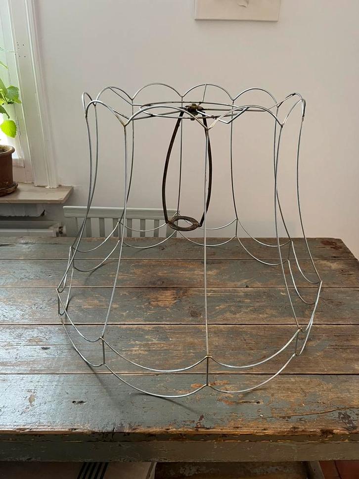 VINTAGE FRAME LAMPENKAP GRANNY MODEL GROOT LAMP, Maison & Meubles, Lampes | Abat-jour, Comme neuf, 25 à 50 cm, Enlèvement ou Envoi