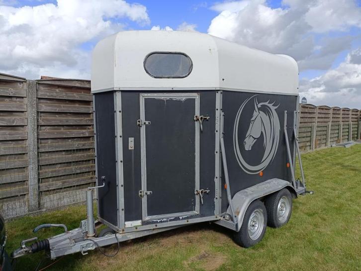 Paardentrailer 1,5, Dieren en Toebehoren, Paarden en Pony's | Trailers en Aanhangwagens, Gebruikt, 1½-paards trailer, Polyester