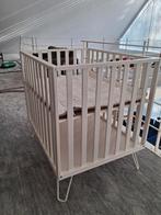 Parc childhome blanc, Enlèvement