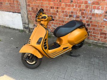 Vespa gts sport spiegels (Ducati spiegels) beschikbaar voor biedingen