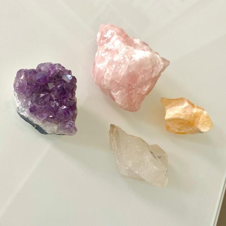 pierres 9pc , améthyste, roses, quartz, cristaux, etc., Collections, Minéraux & Fossiles, Enlèvement ou Envoi