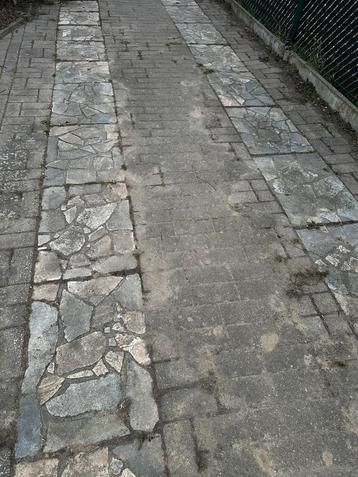 Betonklinkers GRATIS beschikbaar voor biedingen