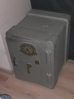 Antieke kluis, Huis en Inrichting, Ophalen, Gebruikt, Brandkast