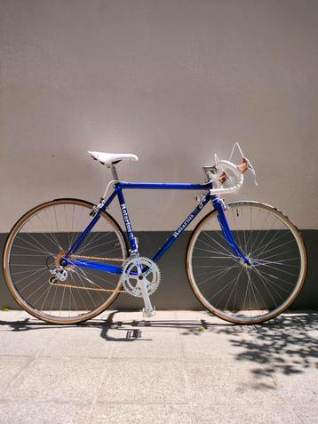 Prachtige vintage koersfiets  beschikbaar voor biedingen