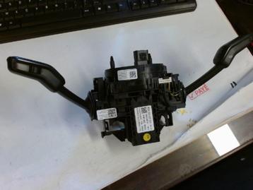 Commodo Volkswagen Golf 7 2012-2017  10105043-01 (443) beschikbaar voor biedingen