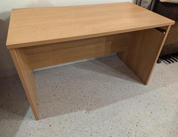 Bureau beschikbaar voor biedingen