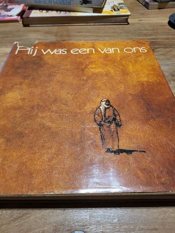 Hij was een van ons van Rien Poortvliet  beschikbaar voor biedingen