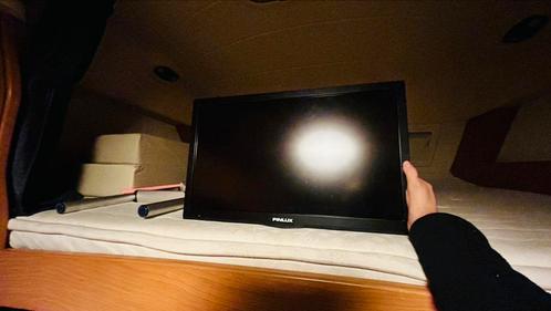 Tv voor camper of mobilhome, Caravans en Kamperen, Kampeeraccessoires, Zo goed als nieuw, Ophalen