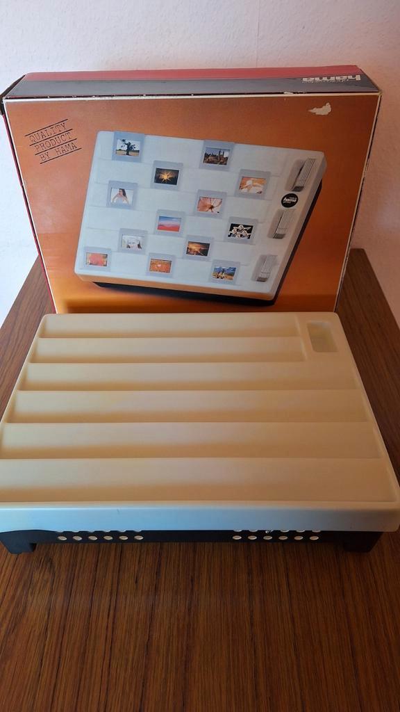 Trieur de diapositives avec éclairage Trieur de diapositives, Collections, Appareils photo & Matériel cinématographique, Enlèvement ou Envoi