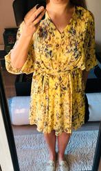 Geel kleedje camouflage print NIEUW, Maat 38/40 (M), Geel, Nieuw, Ophalen of Verzenden