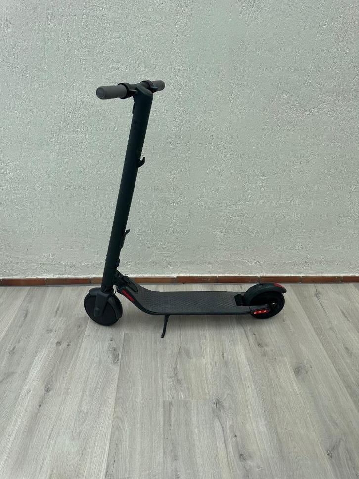 Ninebot by Segway ES2 - Elektrische step, Fietsen en Brommers, Steps, Gebruikt, Elektrische step (E-scooter), Ophalen