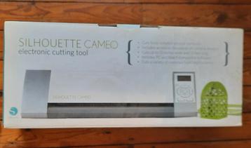 SILHOUTTE CAMEO  beschikbaar voor biedingen