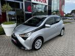 Toyota Aygo x-play2, Autos, Toyota, 998 cm³, Achat, Hatchback, Assistance au freinage d'urgence