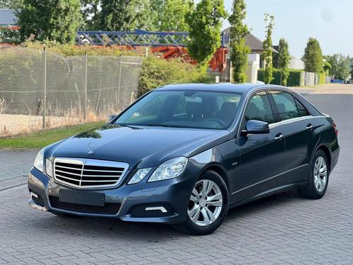 Mercedes E220  Avangarde Lees Advertentie, Auto's, Mercedes-Benz, Bedrijf, Te koop, E-Klasse, Diesel, Euro 5, Berline, 4 deurs