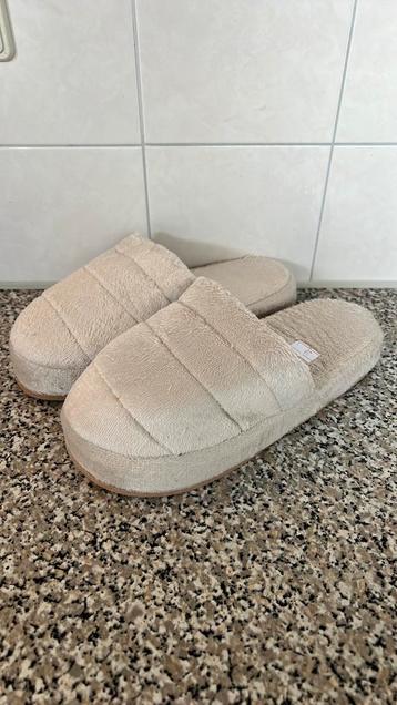 Pantoffels nieuw! beschikbaar voor biedingen