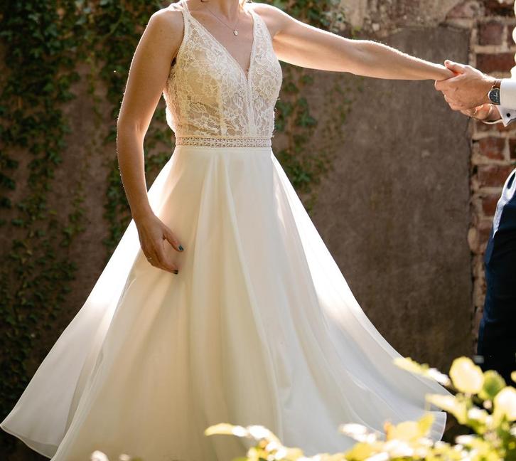 Trouwjurk, Kleding | Dames, Trouwkleding en Trouwaccessoires, Zo goed als nieuw, Trouwjurk, Wit, Ophalen of Verzenden