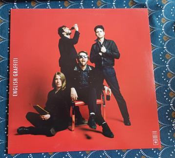 Lp + cd The Vaccines - English Graffiti beschikbaar voor biedingen