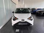 Toyota Aygo 1.0-VVT-i / Airco / Navigatie / 12 M Garantie, Voorwielaandrijving, Stof, Navigatiesysteem, Wit