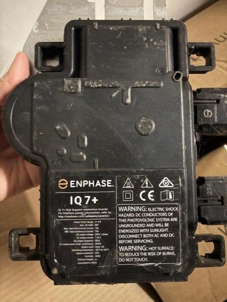 Enphase micro-omvormer IQ7X-96-2-INT, Doe-het-zelf en Bouw, Zonnepanelen en Toebehoren, Gebruikt, Overige typen, Ophalen