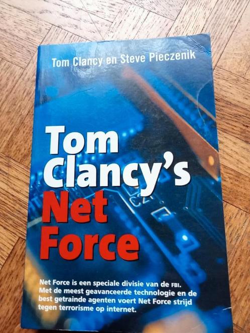 Tom Clancy's Net Force, Boeken, Thrillers, Gelezen, Ophalen of Verzenden
